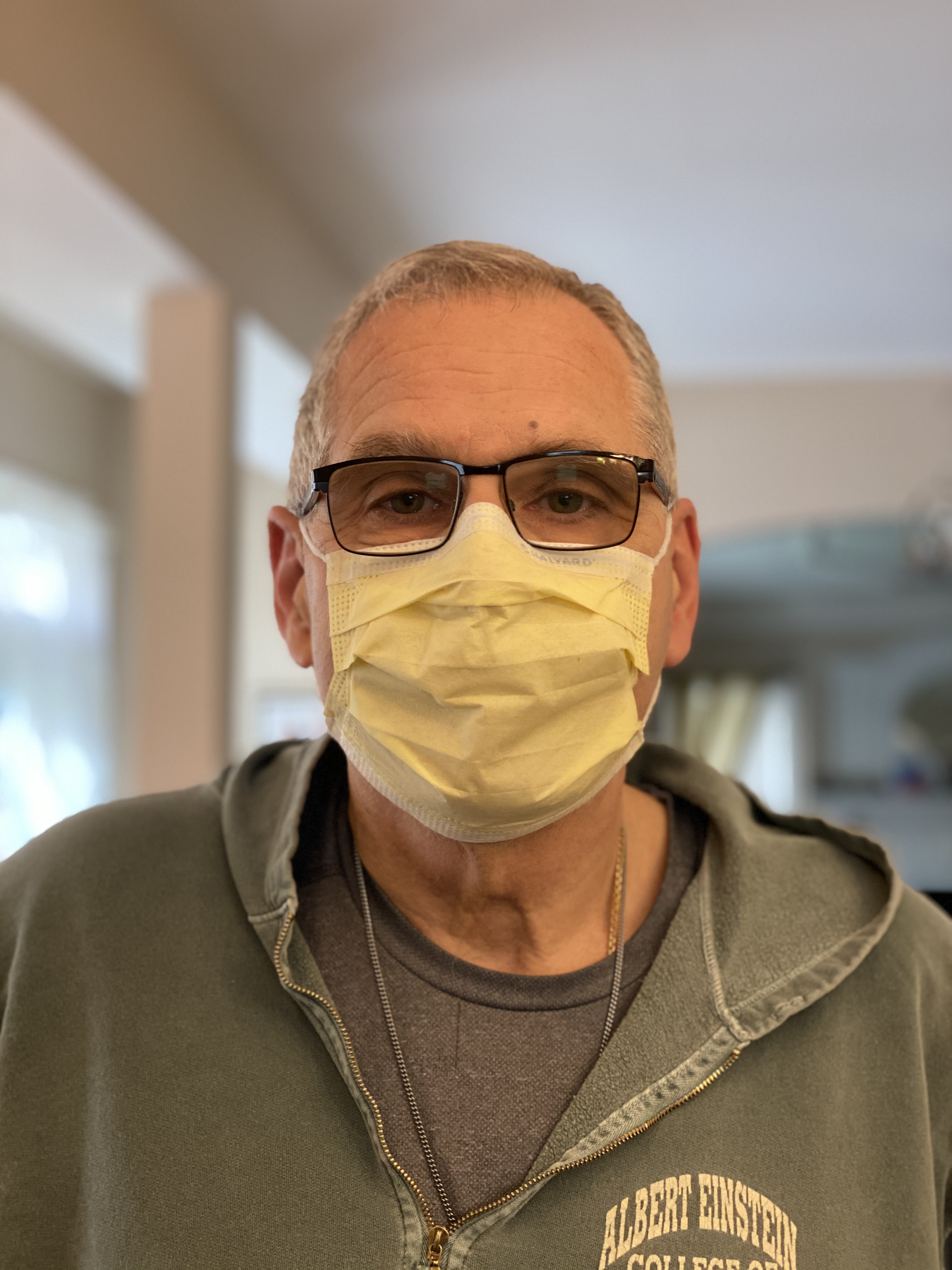 Illustration of Dr. Herynnman in cotton mask